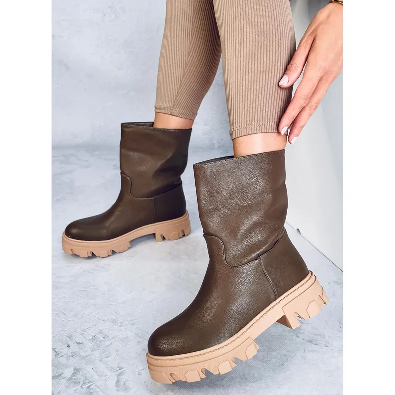 Bottes avec une tige simple Jowita Green vert