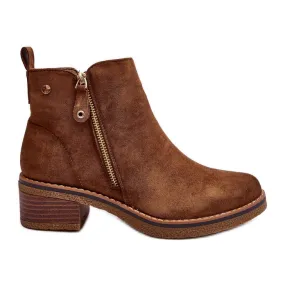 Bottes en daim marron Laurisa sur un petit talon brun