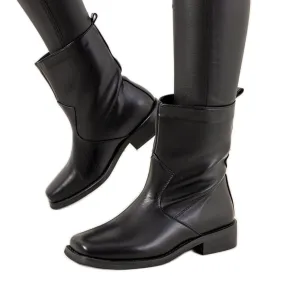 Bottes isolées classiques Lavone noires le noir