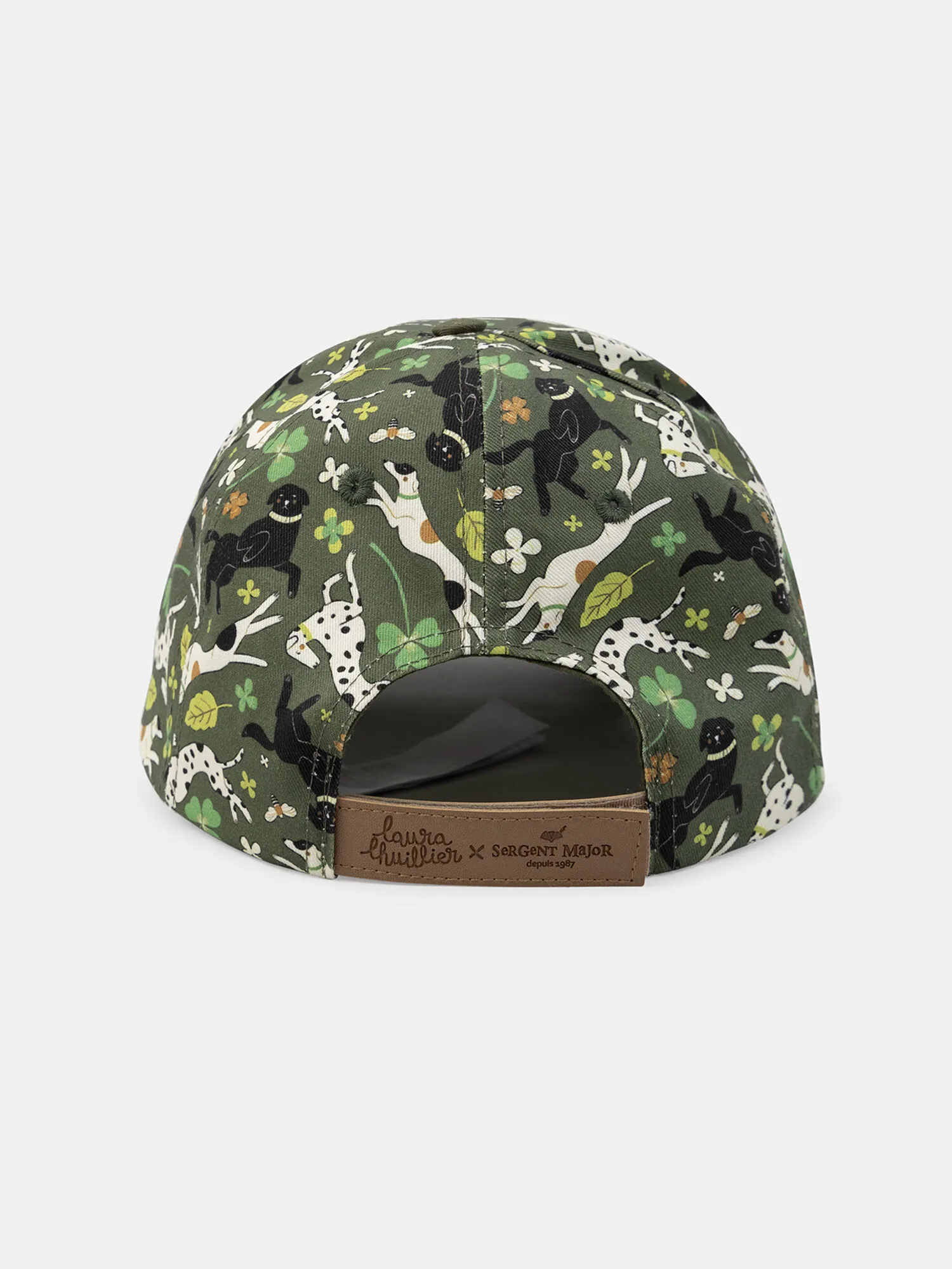 Casquette imprimée chiens et feuilles