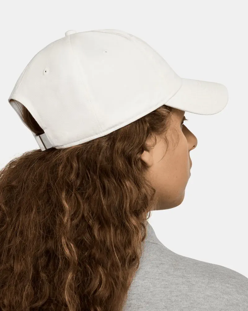 Casquette Nike Club Blanc Crème pour adulte