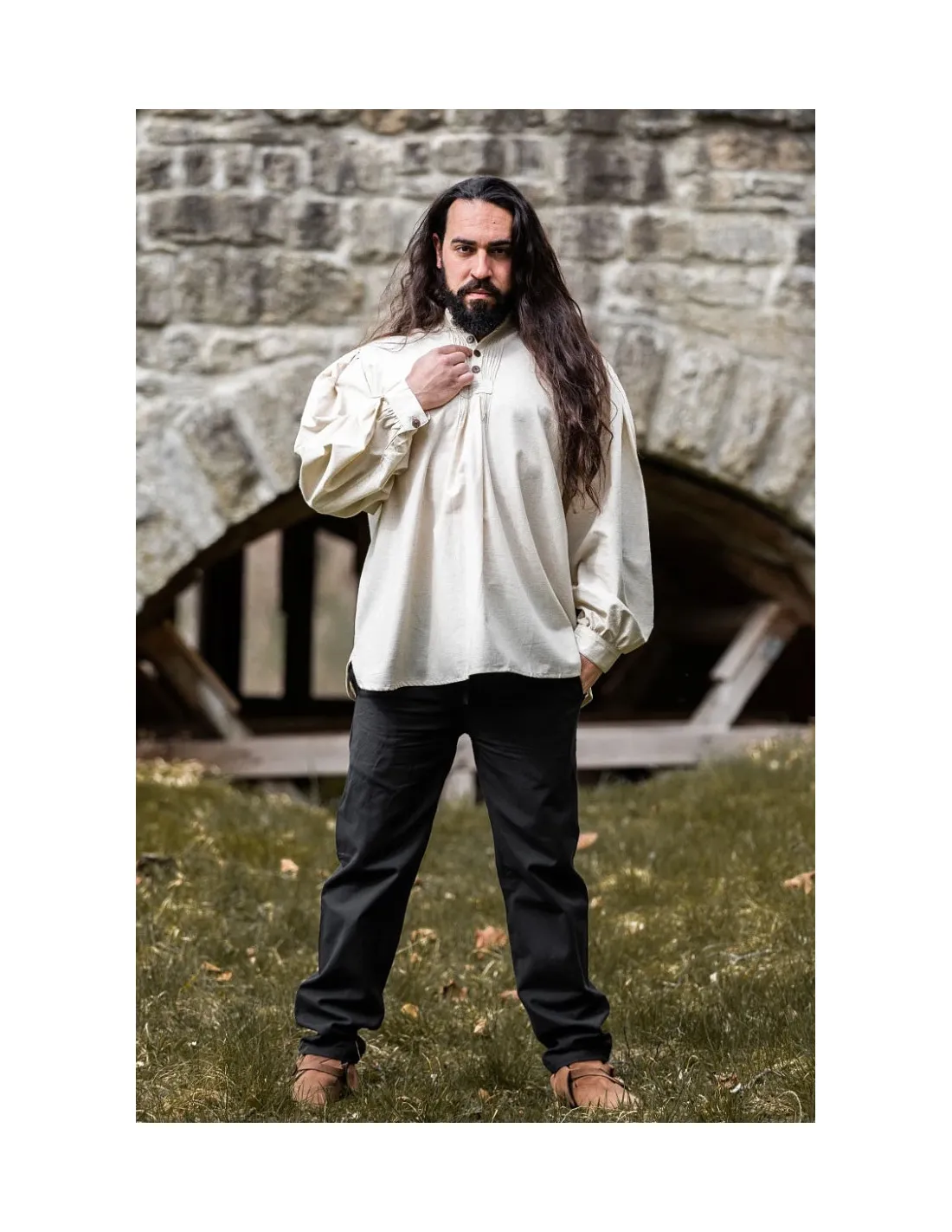 Chemise médiévale large Oswald, couleur blanc naturel ⚔️ Boutique Épées