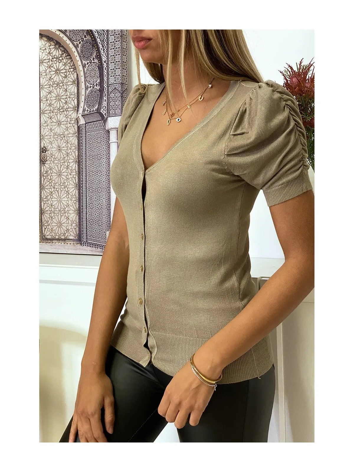 Gilet en maille tricot taupe manche bouffante très doux et extensible