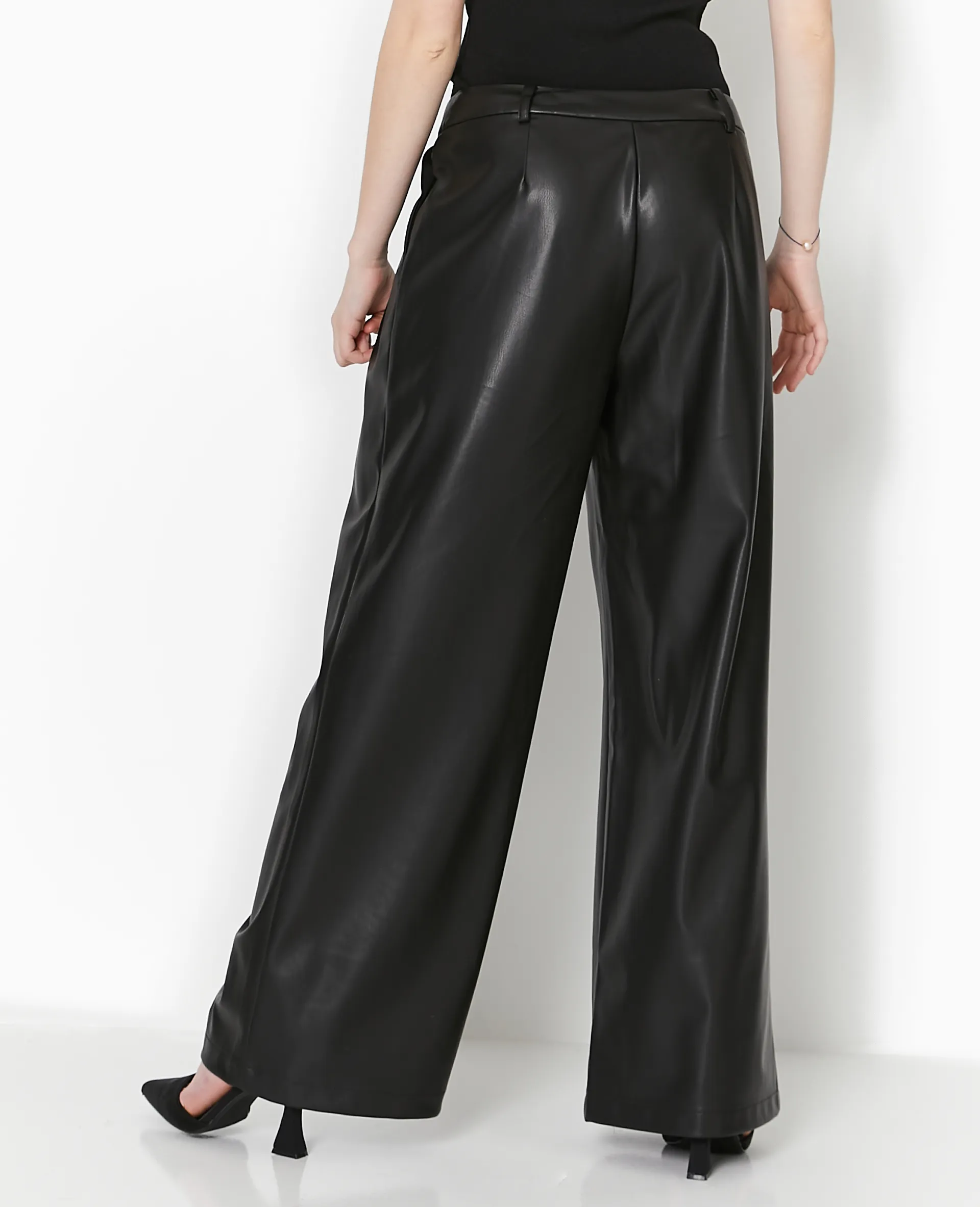 Pantalon large avec pinces en simili