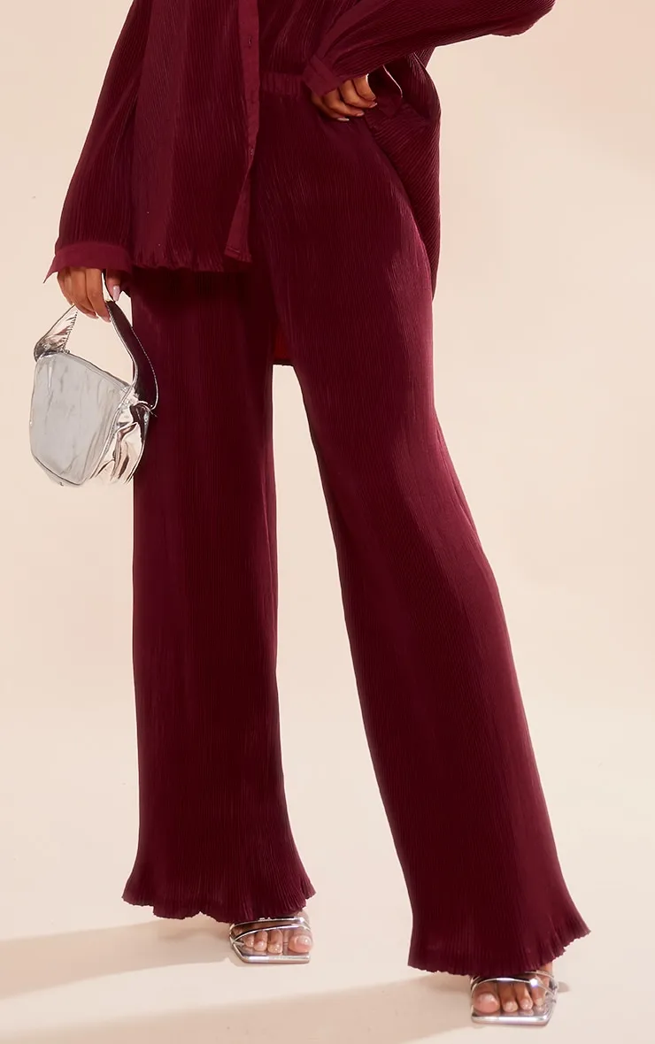 Pantalon large rouge cerise plissé à taille haute